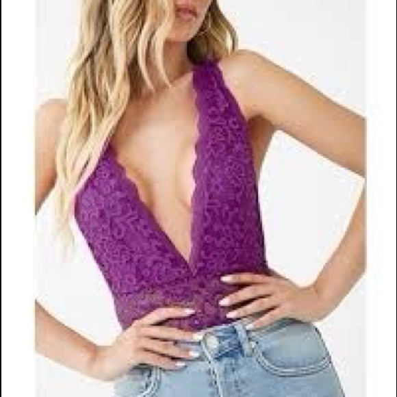 Forever 21 Tops - Lace Bodysuit💜